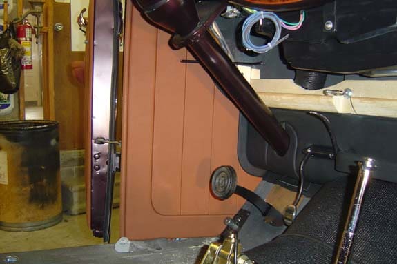 Precision-1934-Ford-Truck-025